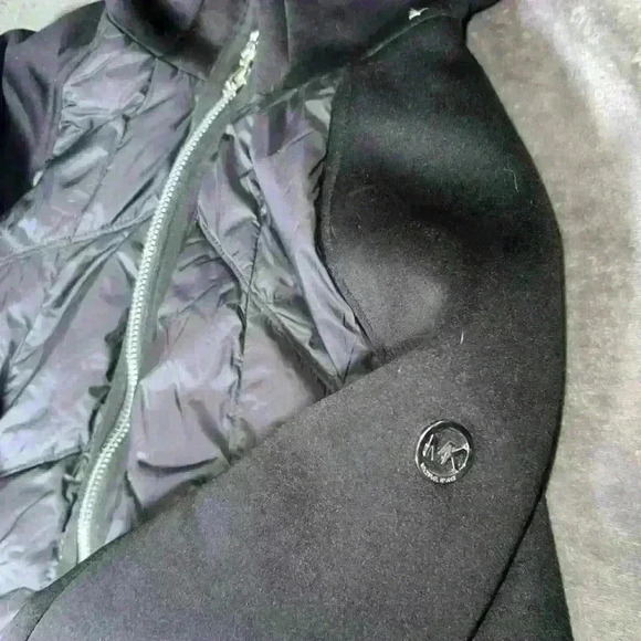 MICHEAL KHORS winter jacket size small good condition - Picture 4 of 7
